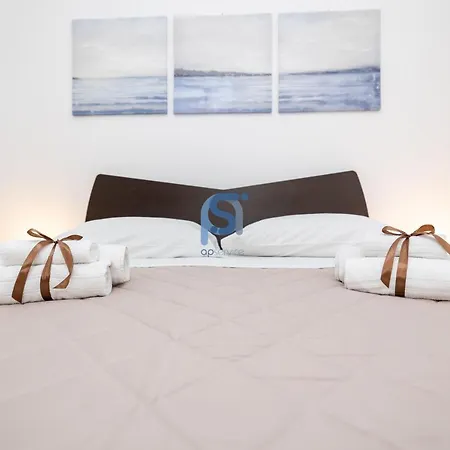 Ni Ni - Self Check In 아파트