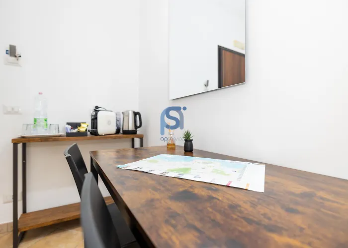 Ni Ni - Self Check In * Cefalù