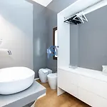 Apartamento Ni Ni - Self Check In Cefalù