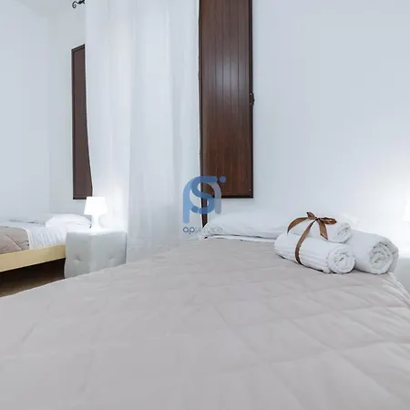 Ni Ni Apartment Cefalù