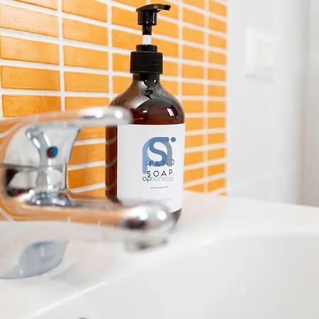 Ni Ni - Self Check In Appartement