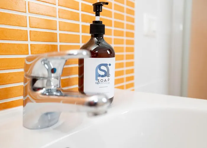 Ni Ni - Self Check In Apartment