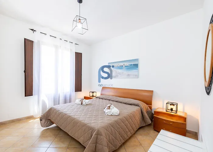 Ni Ni - Self Check In * Cefalu